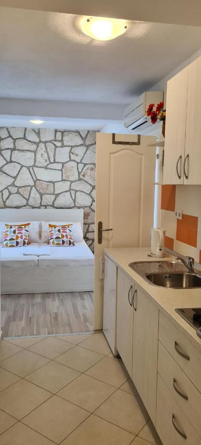 Apartments Antonia Đảo Hvar Ngoại thất bức ảnh