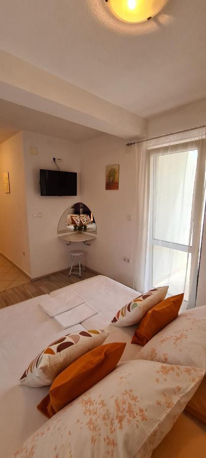 Apartments Antonia Đảo Hvar Ngoại thất bức ảnh