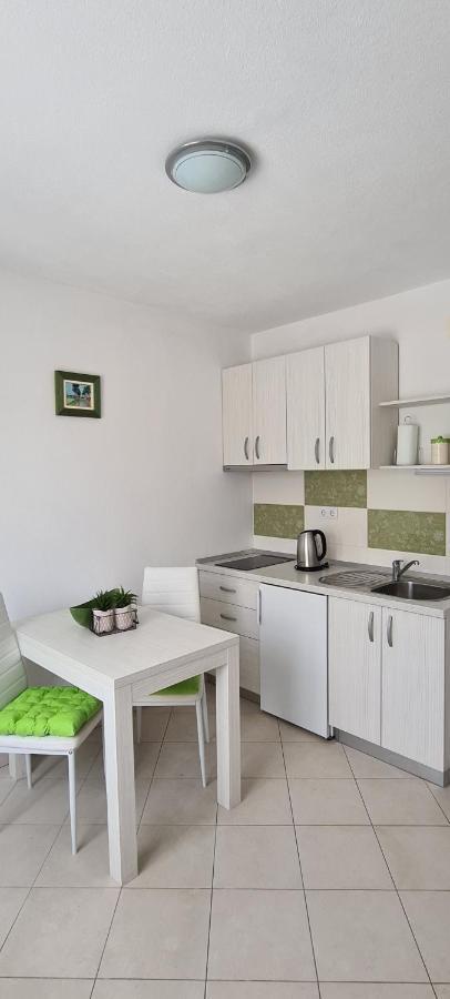 Apartments Antonia Đảo Hvar Ngoại thất bức ảnh