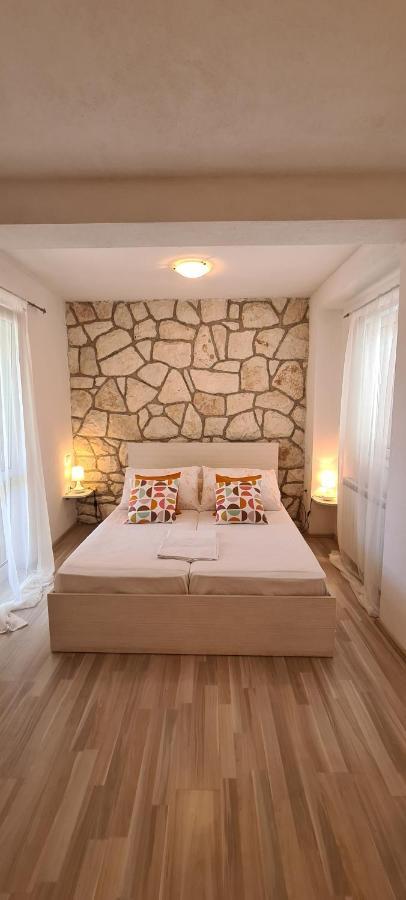 Apartments Antonia Đảo Hvar Ngoại thất bức ảnh