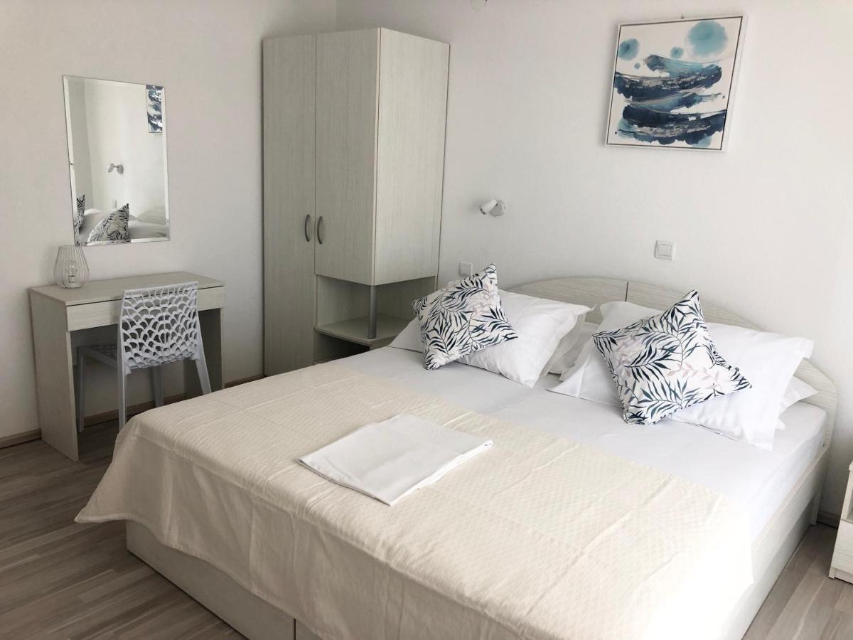 Apartments Antonia Đảo Hvar Ngoại thất bức ảnh