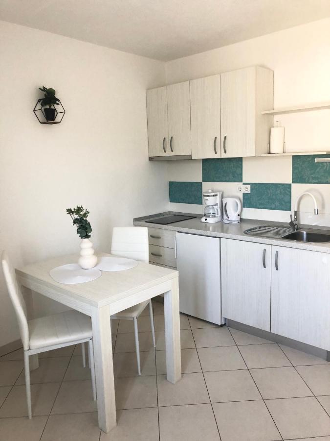 Apartments Antonia Đảo Hvar Ngoại thất bức ảnh