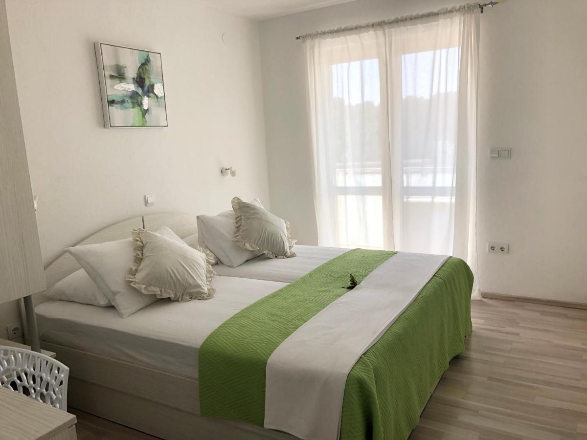 Apartments Antonia Đảo Hvar Ngoại thất bức ảnh