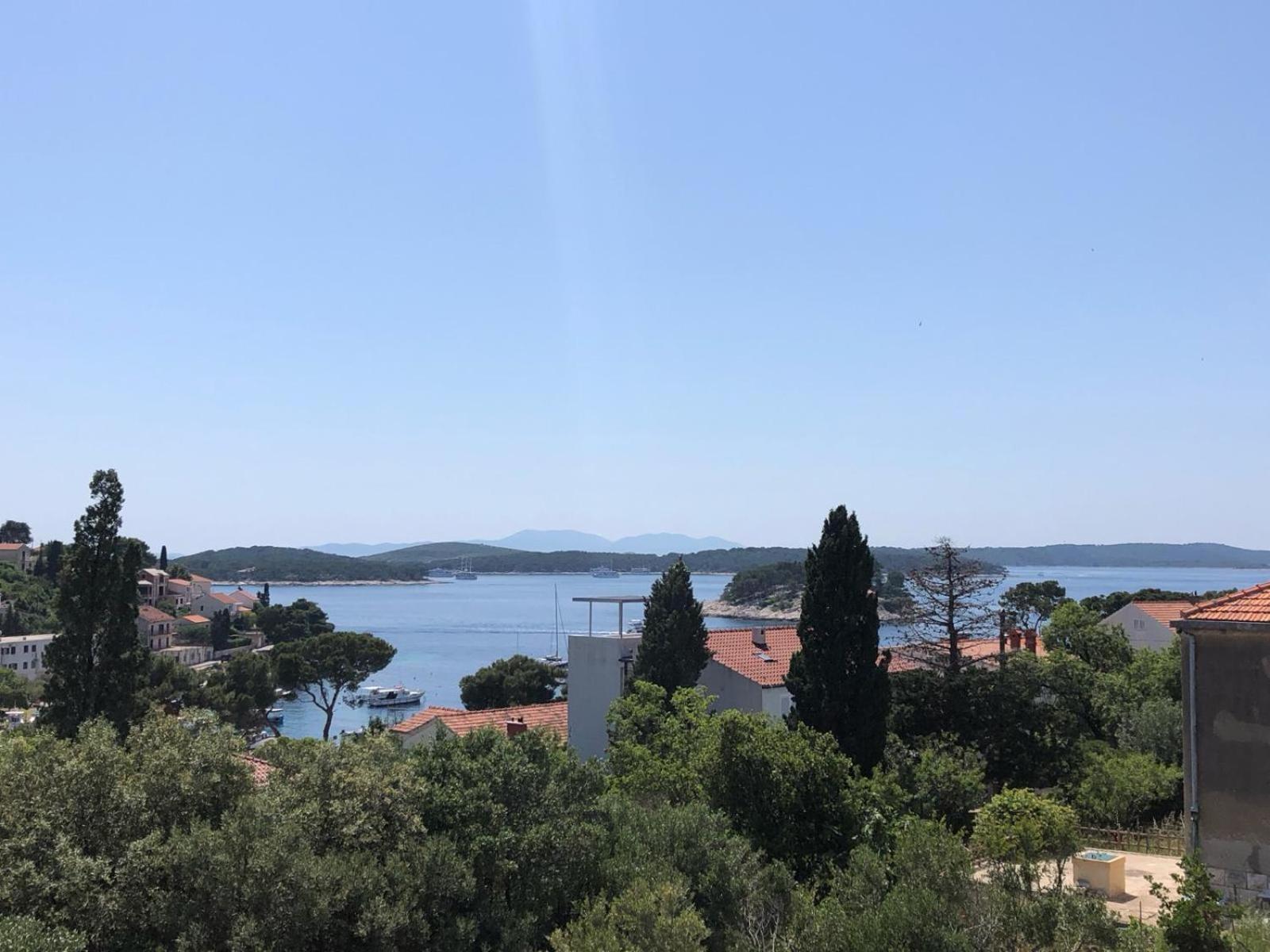 Apartments Antonia Đảo Hvar Ngoại thất bức ảnh