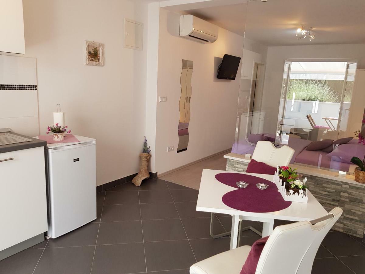 Apartments Antonia Đảo Hvar Ngoại thất bức ảnh