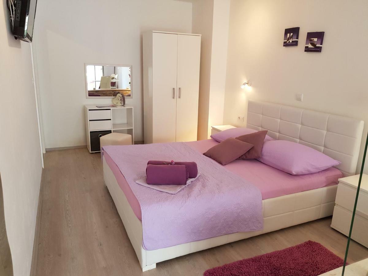 Apartments Antonia Đảo Hvar Ngoại thất bức ảnh